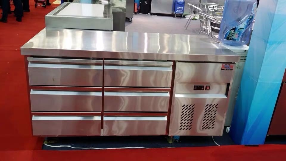 Durable Multipurpose Under Worktop Fridge , 220W Commercial Fridge Undercounter